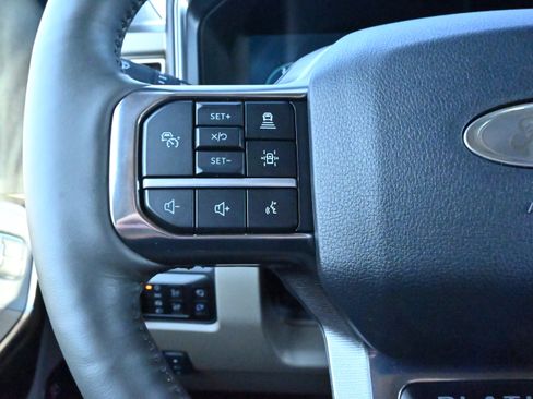 Used 2026 Ford F450 Platinum w/ Platinum Plus Package image 31