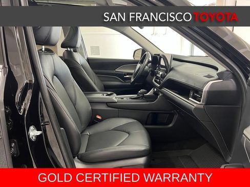 Certified 2024 Toyota Grand Highlander AWD image 22