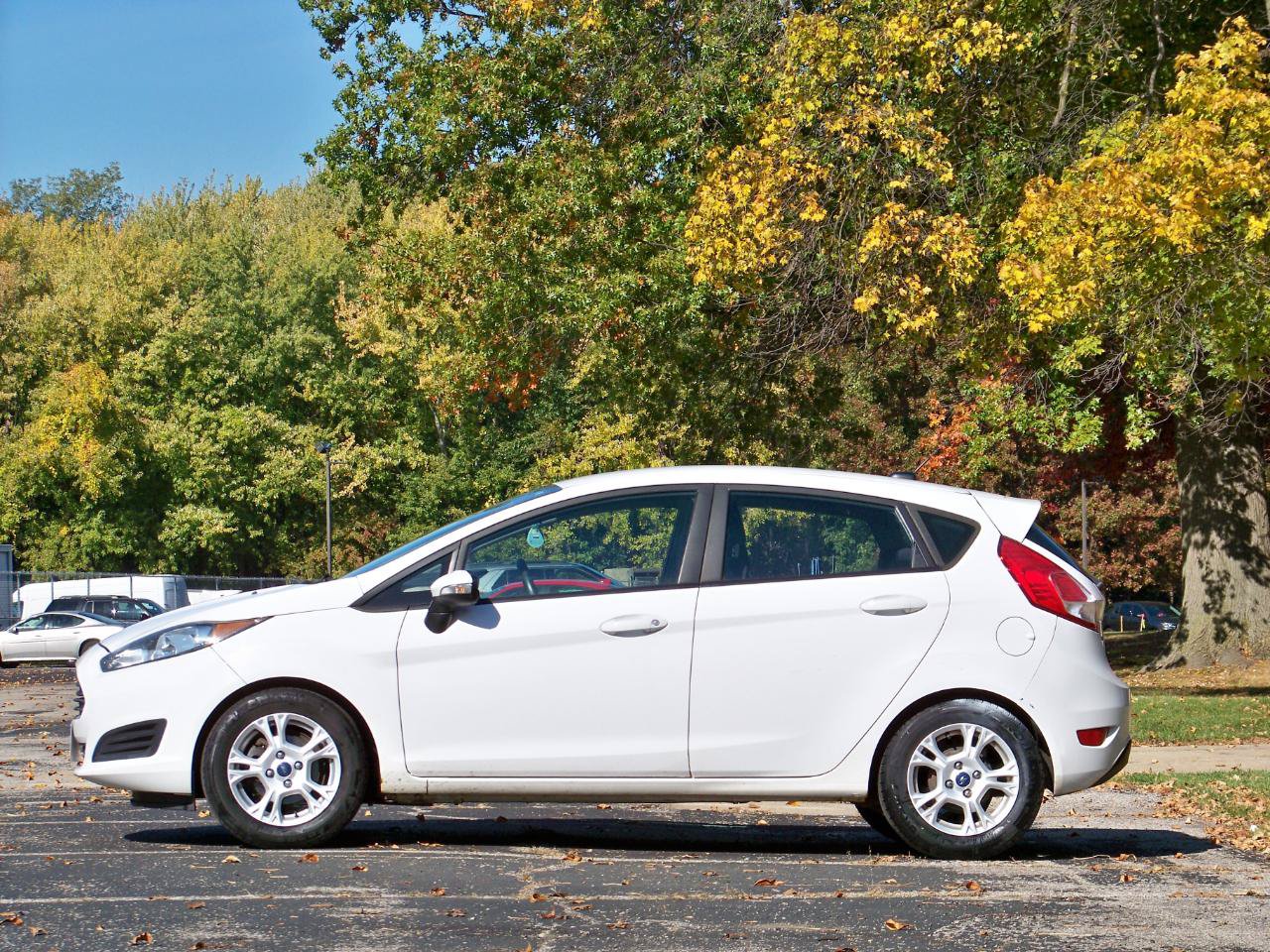 Used 2015 Ford Fiesta SE FWD image 15