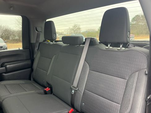 Used 2024 Chevrolet Silverado 2500 Custom w/ Custom Value Package image 17