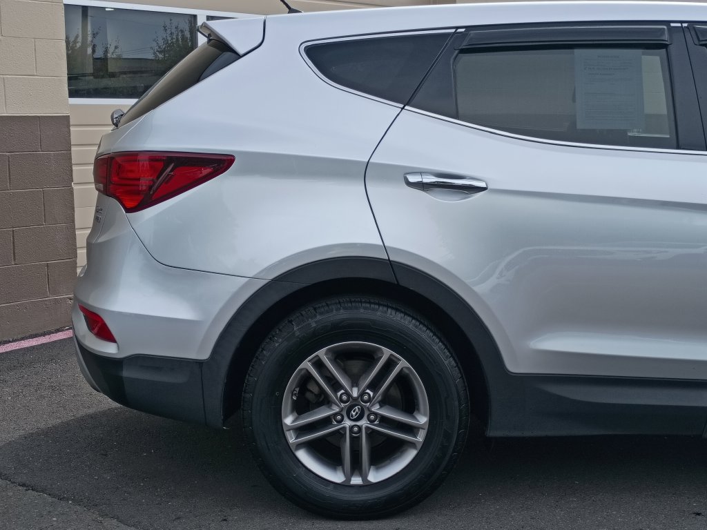 Used 2018 Hyundai Santa Fe Sport AWD/4WD image 4