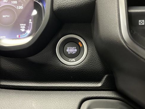 New 2026 RAM 1500 4x4 Crew Cab image 22