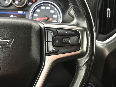 Used 2019 Chevrolet Silverado 1500 LT Trail Boss AWD/4WD image 37