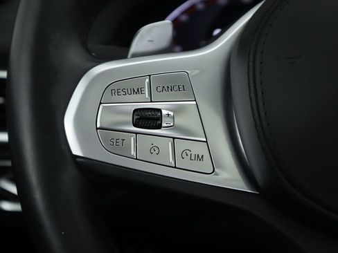 Certified 2022 BMW 740i w/ M Sport Package image 11