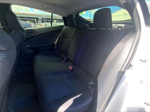 Used 2016 Toyota Prius Four FWD image 29