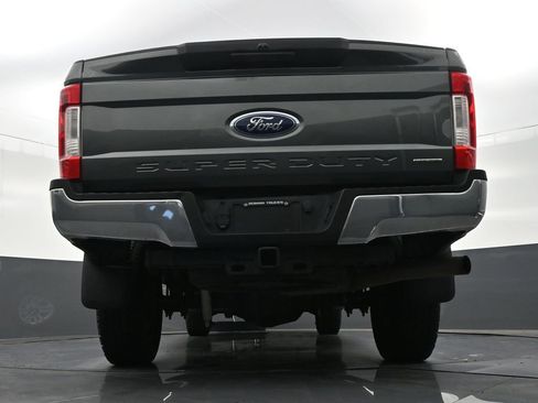 Used 2019 Ford F250 XLT w/ Snow Plow Prep Package image 26