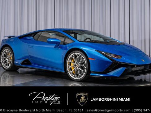 Used 2023 Lamborghini Huracan Tecnica image 1
