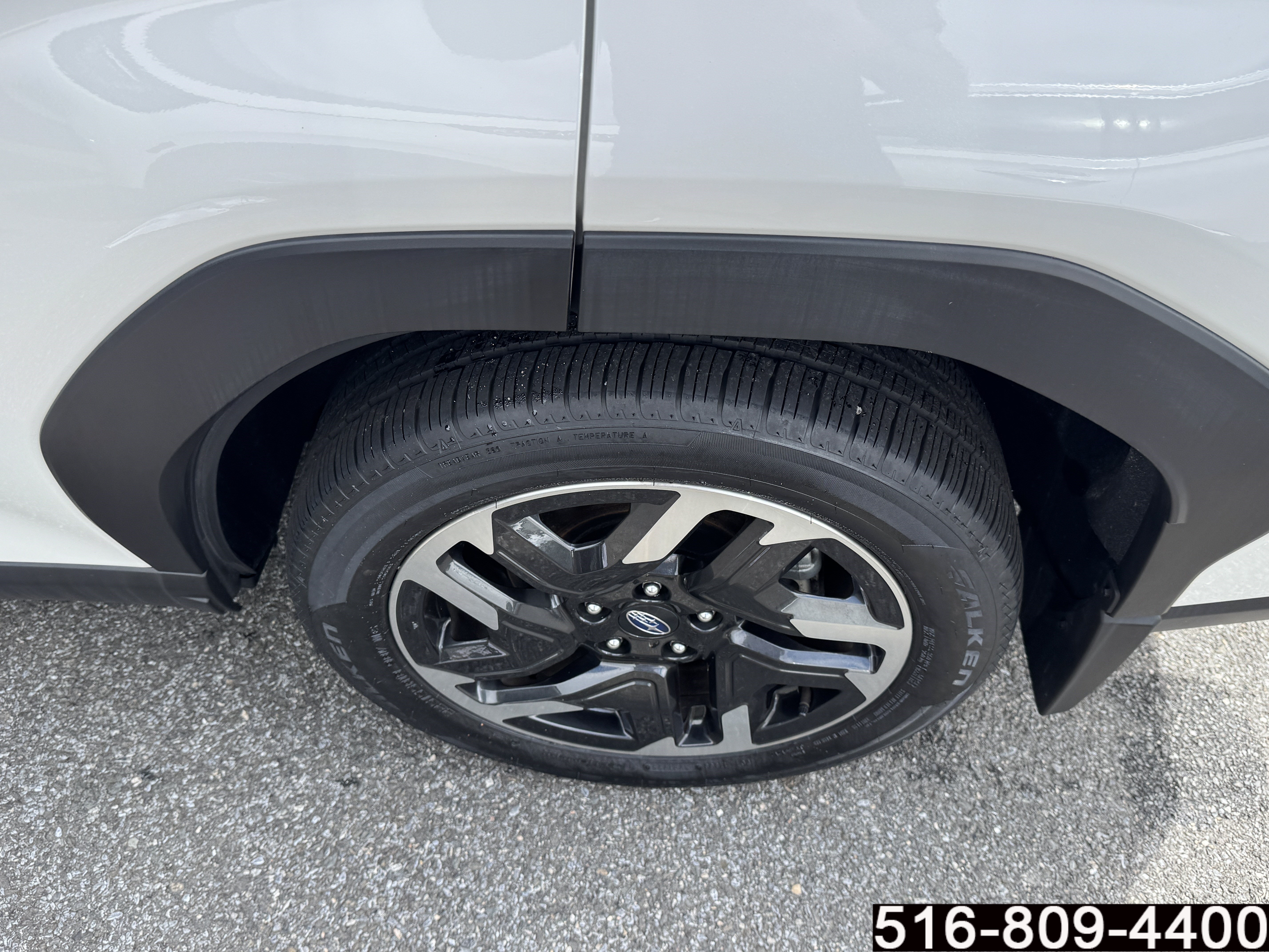 Used 2025 Subaru Forester Limited AWD/4WD image 11