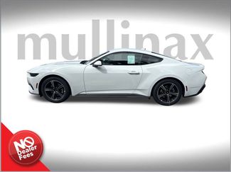 New 2025 Ford Mustang Premium video 2