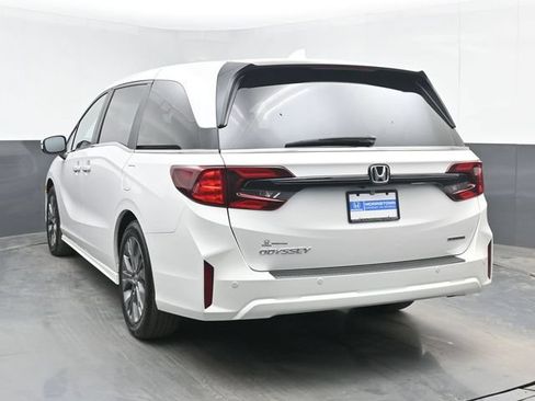 Used 2025 Honda Odyssey Touring image 7