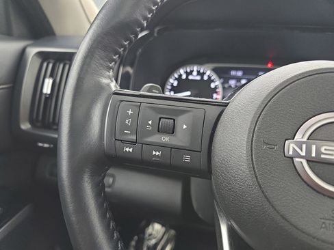 Used 2023 Nissan Pathfinder SL w/ SL Premium Package AWD/4WD image 36