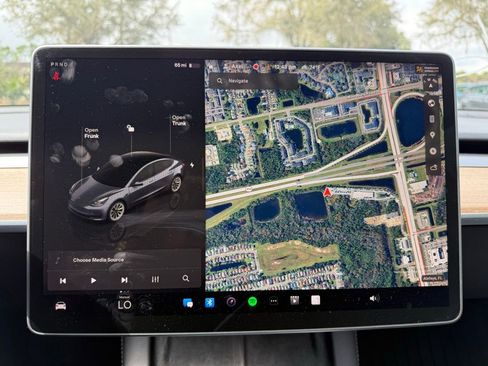 Used 2022 Tesla Model 3 Standard Range image 25