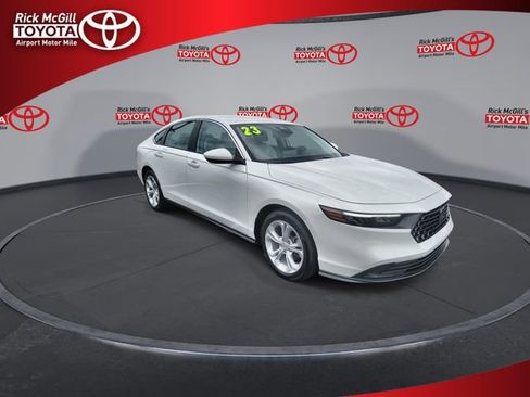 Used 2023 Honda Accord LX image 2