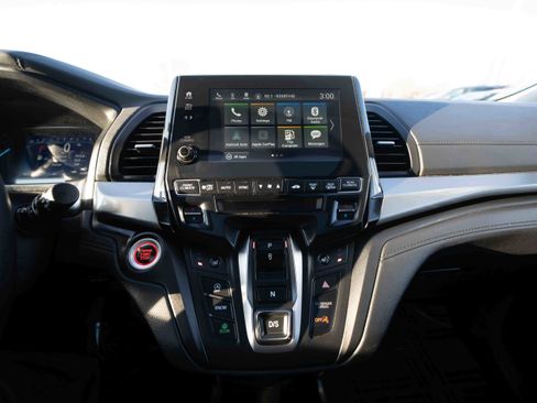 Used 2024 Honda Odyssey EX-L image 17