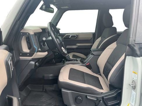 Used 2023 Ford Bronco Wildtrak AWD/4WD image 14