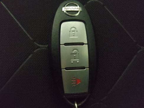 Used 2020 Nissan Kicks S FWD image 32