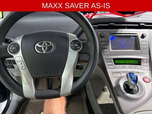 Used 2015 Toyota Prius Two FWD image 12