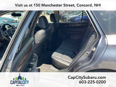 Used 2017 Subaru Outback 2.5i Limited AWD/4WD image 17