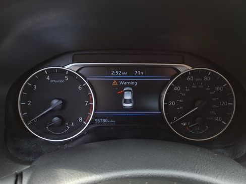 Used 2024 Nissan Altima 2.5 SV FWD image 15
