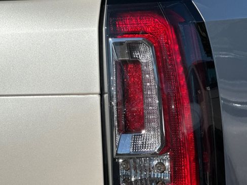 Used 2015 GMC Yukon Denali w/ Touring Package image 51