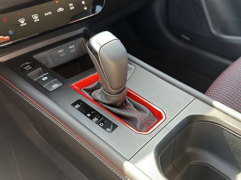 New 2026 Nissan Kicks SR image 24