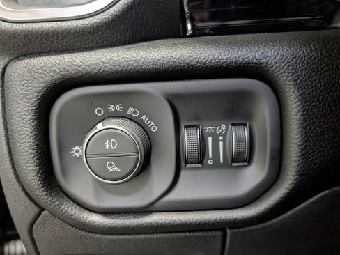 Used 2026 RAM 1500 Laramie w/ Night Edition image 22