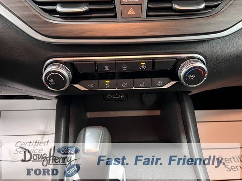 Used 2025 Nissan Altima 2.5 SV image 42