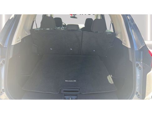 Used 2024 Nissan Rogue SV AWD/4WD image 17