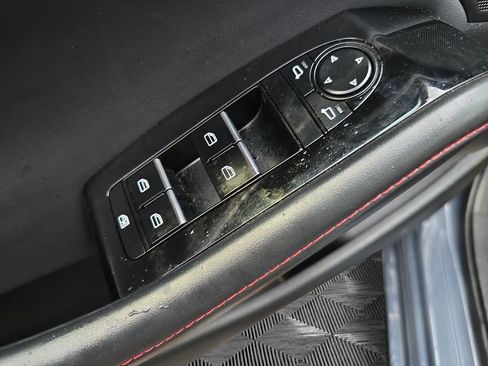 Used 2025 MAZDA MAZDA3 s image 25