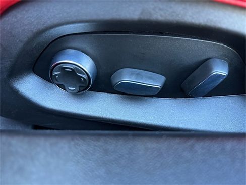 Used 2021 Chevrolet Corvette Stingray Premium Conv w/ Z51 Performance Package image 13