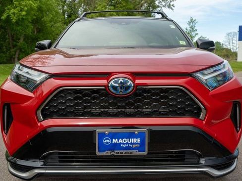 Used 2023 Toyota RAV4 XSE w/ Weather Package AWD/4WD image 3