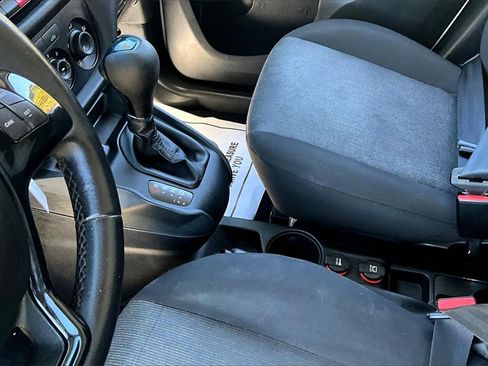 Used 2019 RAM ProMaster City Tradesman SLT image 13