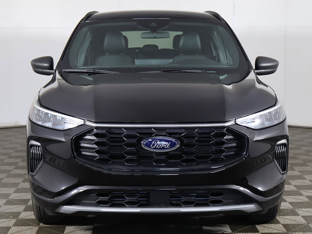 Used 2024 Ford Escape ST-Line w/ Tech Pack #1 AWD/4WD image 11