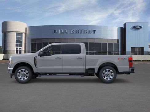 New 2026 Ford F250 Lariat w/ Chrome Package image 4