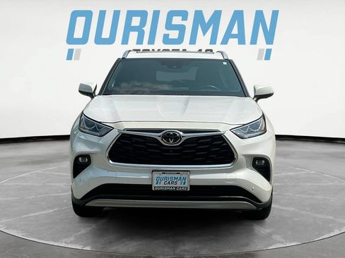 Used 2026 Toyota Highlander Platinum AWD/4WD image 2