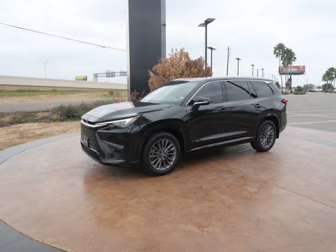 Used 2024 Lexus TX 350 FWD w/ Cold Weather Package image 5