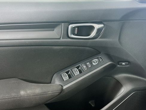 Used 2025 Honda Civic Sport image 15