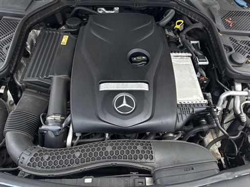 Used 2015 Mercedes-Benz C 300 Sedan image 24