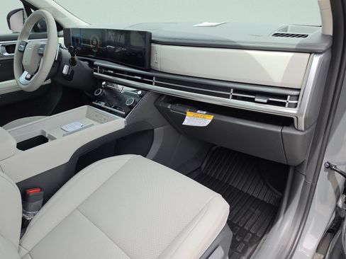 New 2026 Hyundai Santa Fe SEL FWD image 17