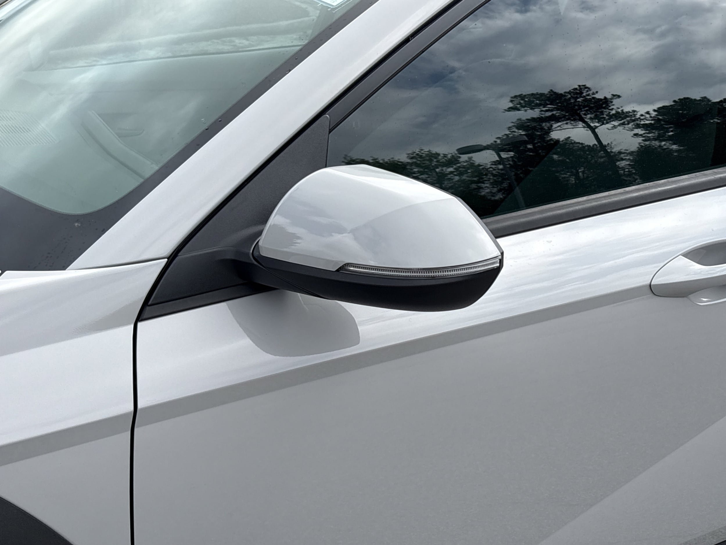 Used 2025 Hyundai Kona SEL FWD image 28
