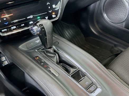 Used 2020 Honda HR-V EX image 17