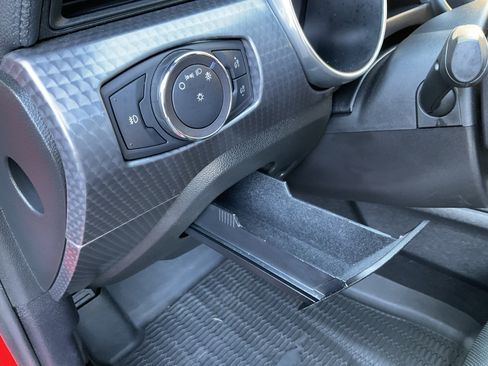 Used 2019 Ford Mustang GT Premium w/ GT Performance Package RWD image 27