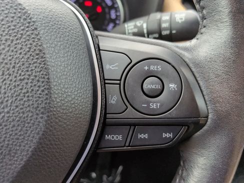 Certified 2021 Toyota RAV4 XLE Premium FWD image 25