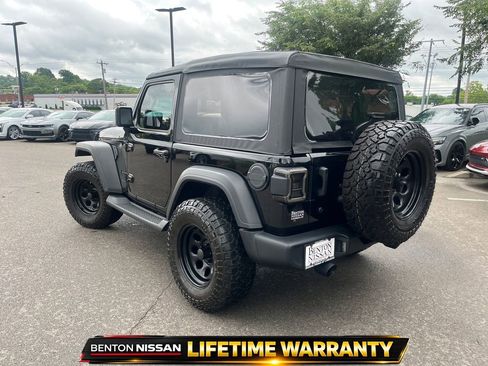 Used 2023 Jeep Wrangler Sport AWD/4WD image 7
