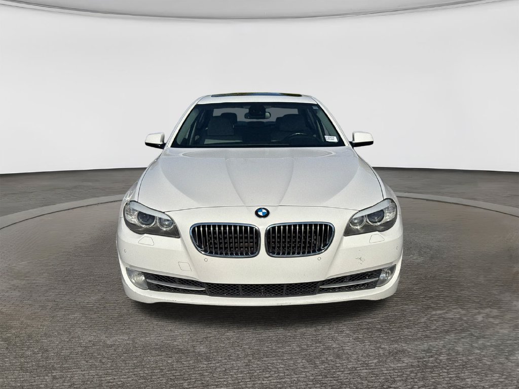 Used 2011 BMW 535i Sedan RWD image 2