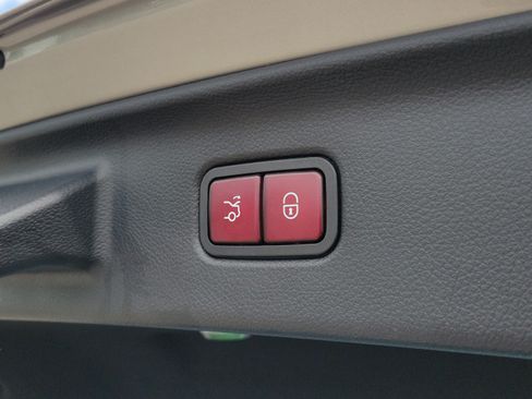 Certified 2023 Mercedes-Benz S 580 4MATIC Sedan image 10
