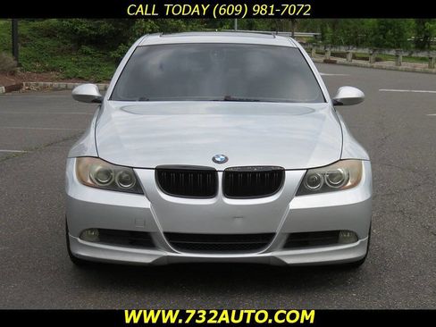 Used 2006 BMW 330i Sedan RWD image 5