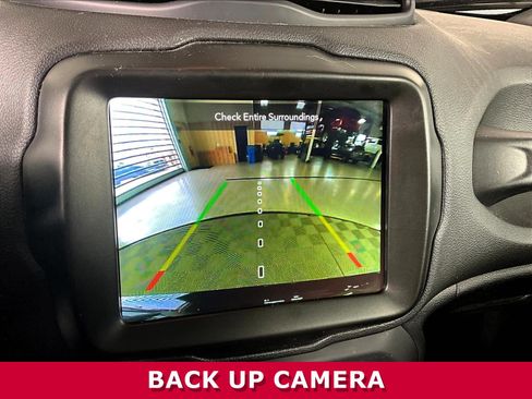 Used 2023 Jeep Renegade Trailhawk AWD/4WD image 13