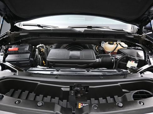 Used 2023 Chevrolet Tahoe Z71 w/ Luxury Package image 12