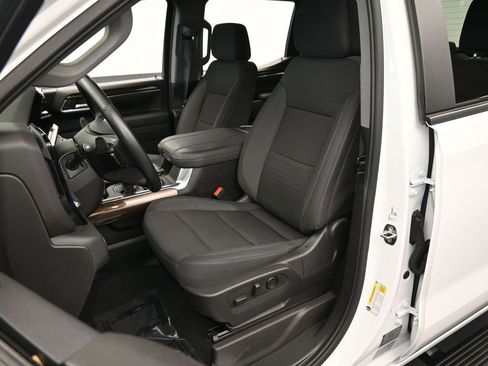 Used 2024 Chevrolet Silverado 1500 RST image 10